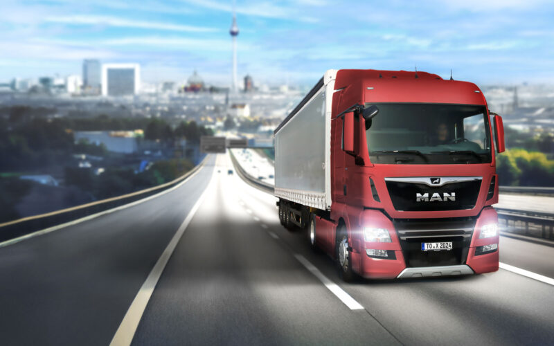 On the Road - Truck Simulation Game